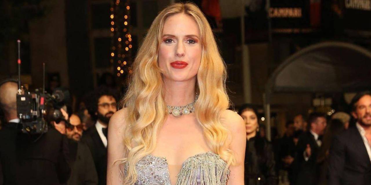 Türk vatandaşı olmuştu: Wilma Elles yeni adını ilk kez açıkladı