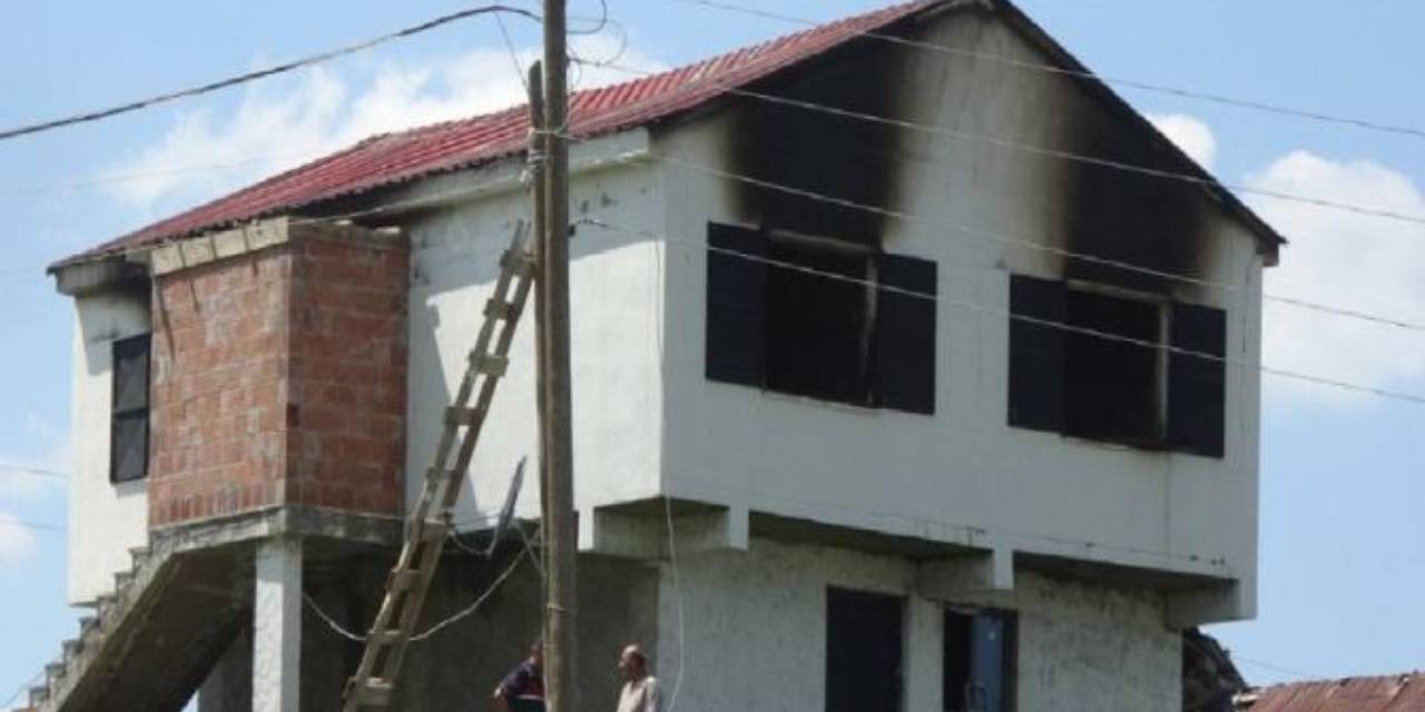 Trabzon'da 3 kişiyi öldürüp, yayla evini yakan kundakçılar adliyede