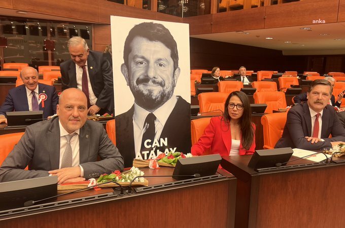 TİP Genel Başkanı Baş Can Atalay'ı ziyaret etti: Yaşananları darbe girişimi olarak görüyor