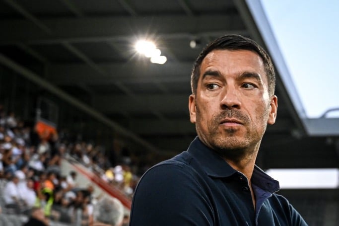 Van Bronckhorst’tan Lugano maçı yorumu: Rakibi iyi analiz ettik