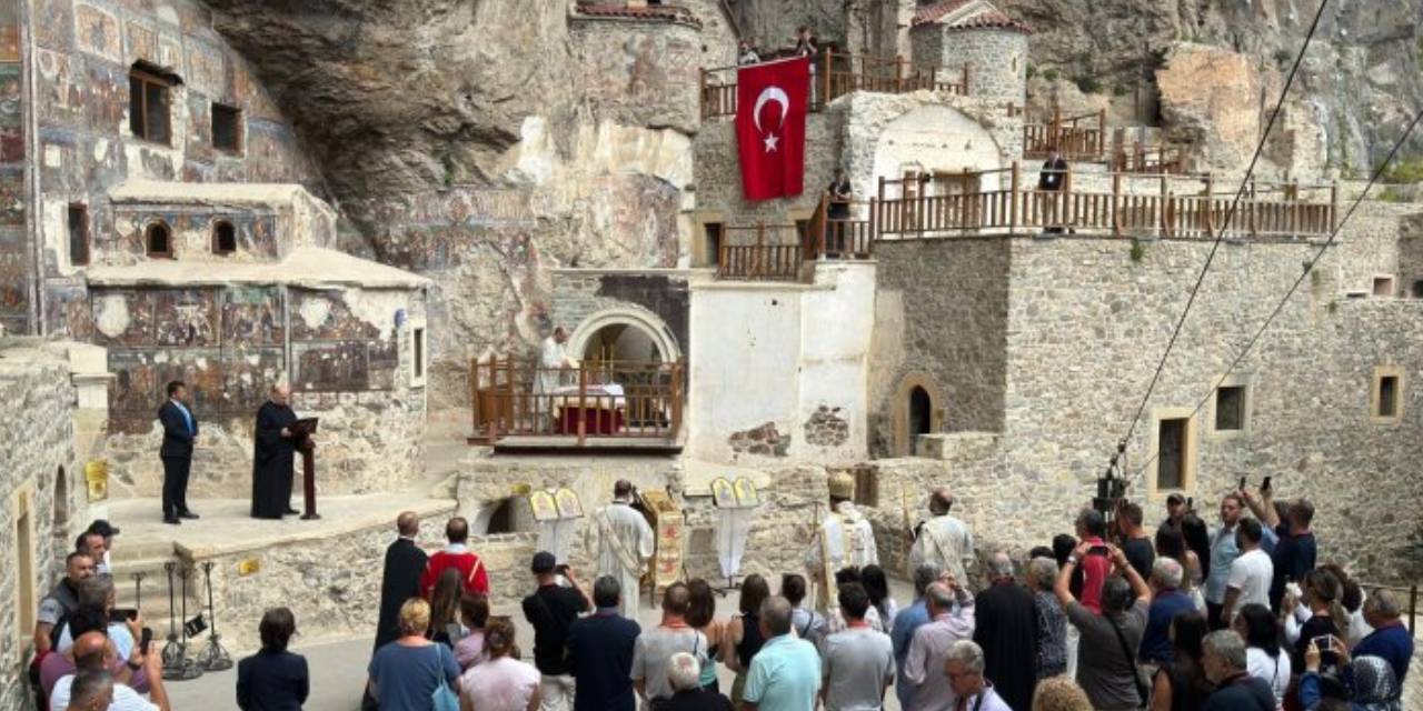 Sümela Manastırı'nda 11. ayin gerçekleştirildi