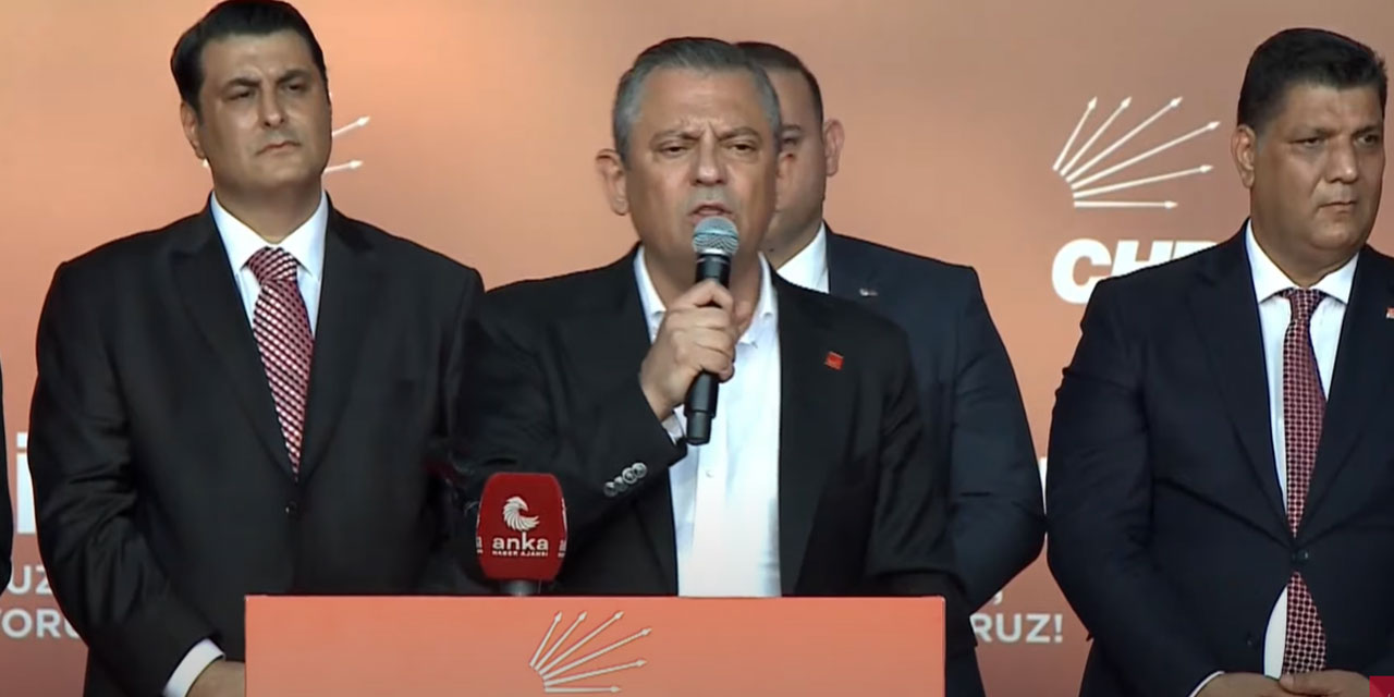 Özgür Özel, üreticinin sesini 'Fıstık Mitingi'nde duyurdu: 'Çare, bu iktidarı değiştirmektedir'