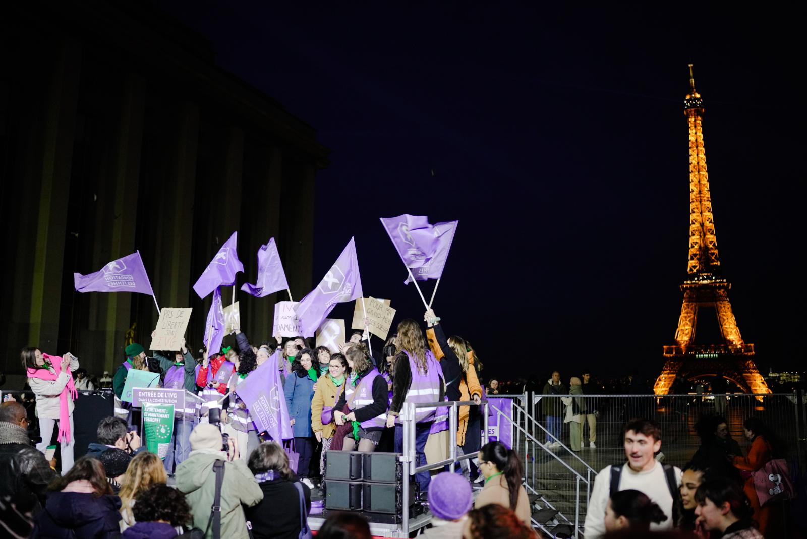 Fransa'da kürtajın anayasal hak sayılmasına DSÖ'den destek