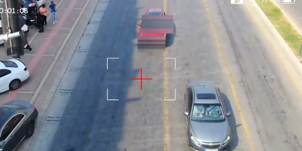 Kucağında çocukla araç kullanan sürücüye ceza