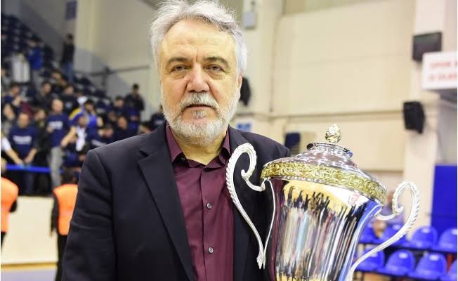 Ferhatoğlu Gürespor’da sportif direktörlüğe Zafer Kalaycıoğlu getirildi