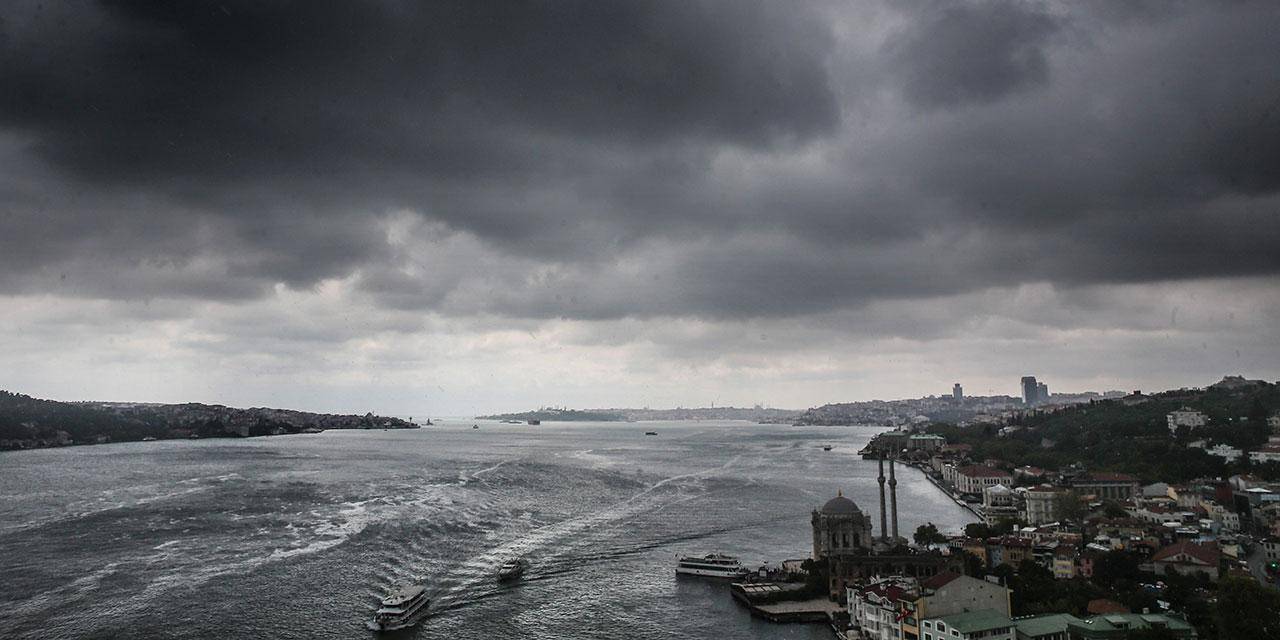 İstanbul'da sağanak yağış etkili oluyor