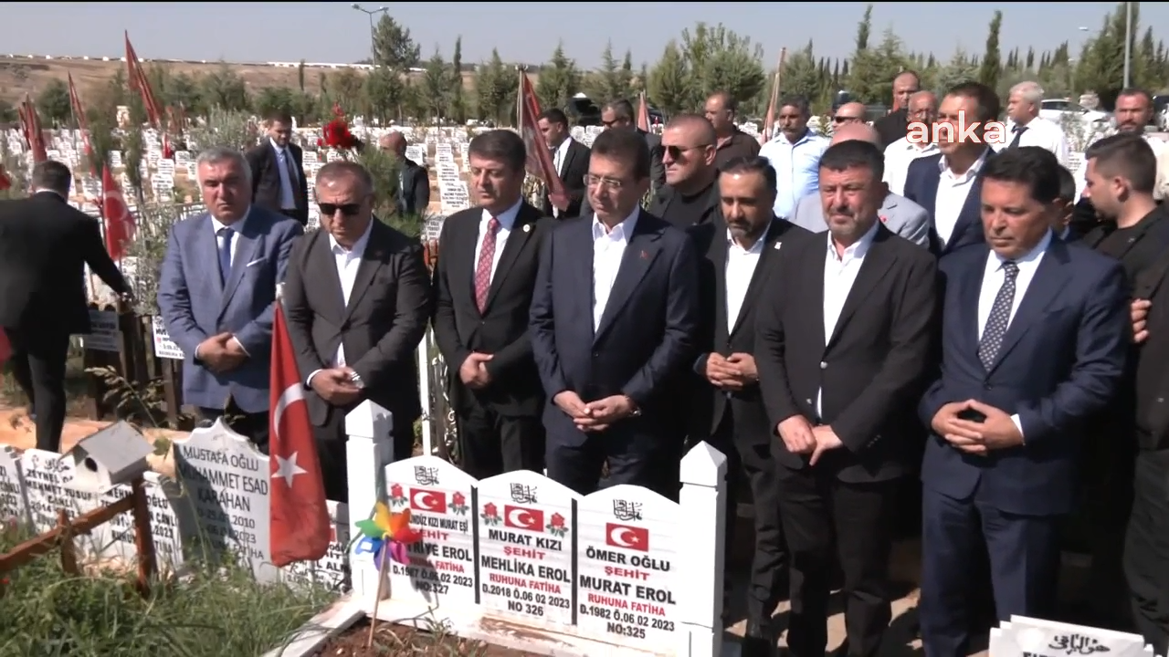 İmamoğlu, Adıyaman'da deprem şehitliğini ziyaret etti