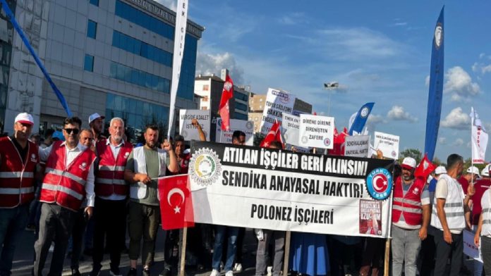 Domino’s Pizza 145 işçiyi çıkaran Polenez ile anlaşmasını durdurdu