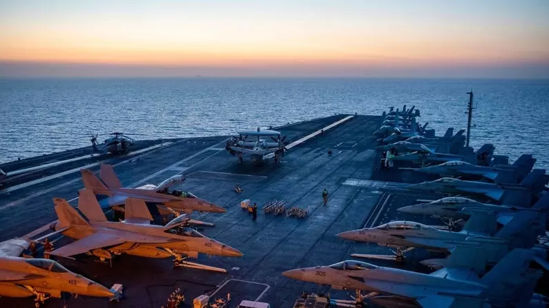 ABD ve Husiler arasındaki gerilimde yeni perde: İran'a ait savaş gemisi Kızıldeniz'e girdi