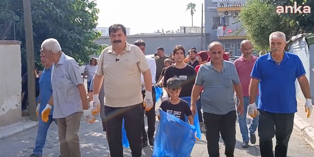 Toroslar Belediye Başkanı Abdurrahman Yıldız sokakları gezdi, temizlik çalışmalarına katıldı