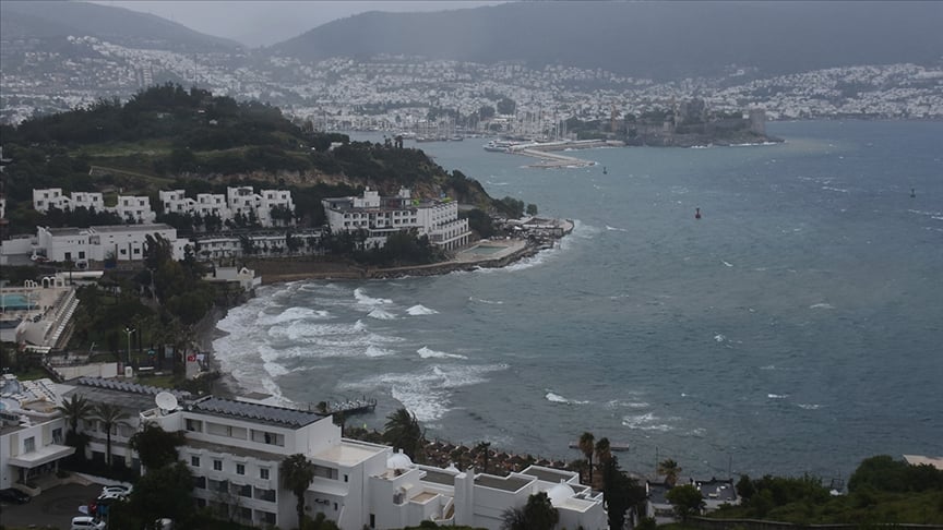 Meteoroloji'den Ege Bölgesi için gök gürültülü sağanak uyarısı