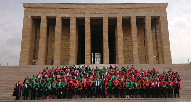 Yargıtay üyeleri adli yılın açılışı dolayısıyla Anıtkabir'i ziyaret etti