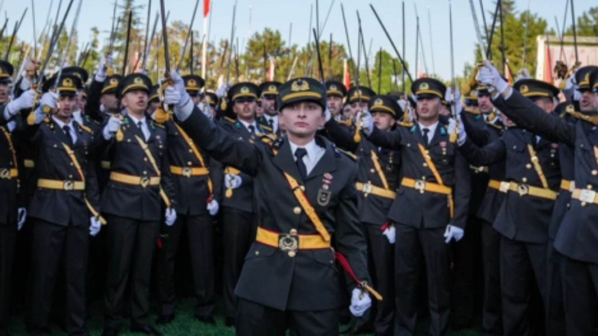 Halil Konakçı’dan “Mustafa Kemal'in askerleriyiz" diyen teğmenlere tepki: Biz Muhammed Mustafa’nın askerleriyiz