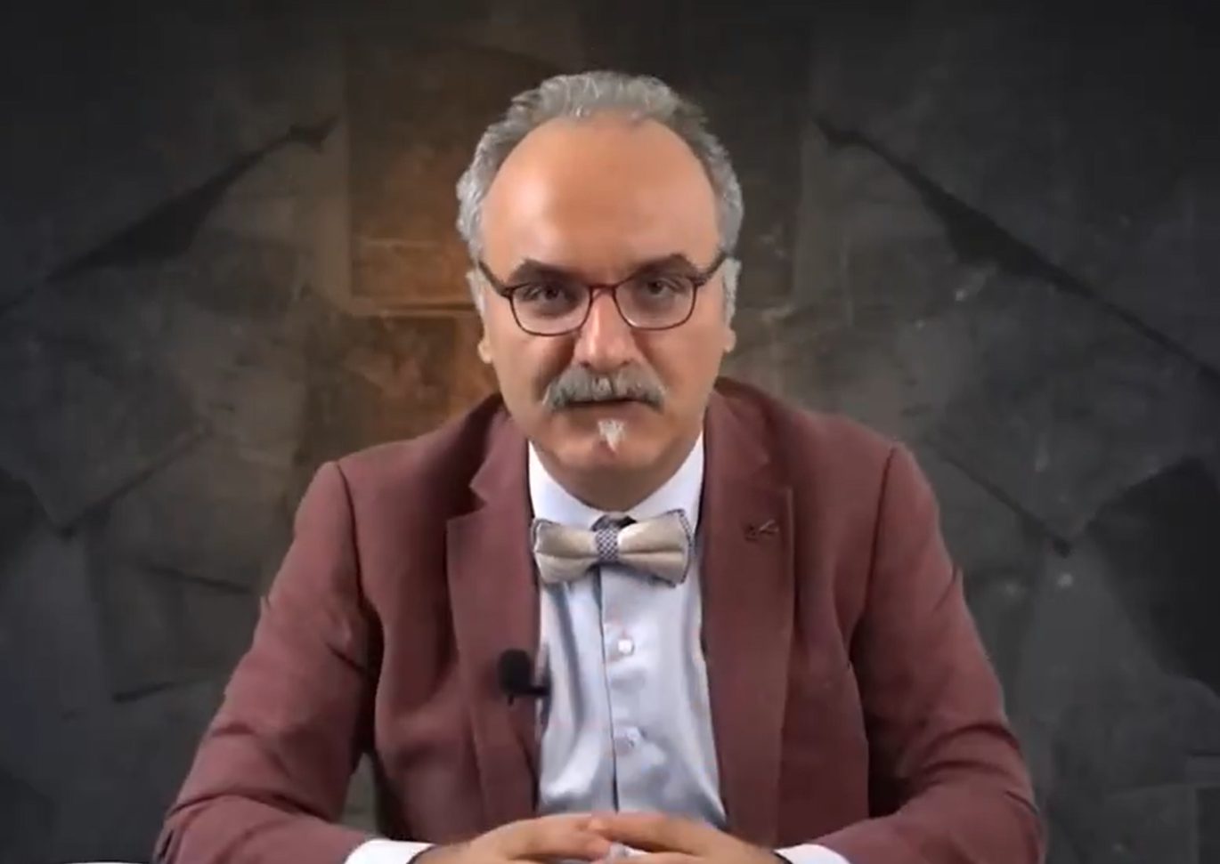 Tarihçi Emrah Sefa Gürkan: Zenginler kimlik bölme işini çok iyi becerir!
