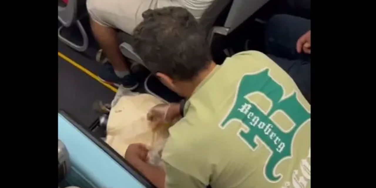 Rötar yapan Trabzon uçağında ilginç anlar: Çiğ köfte dürüm yaptılar