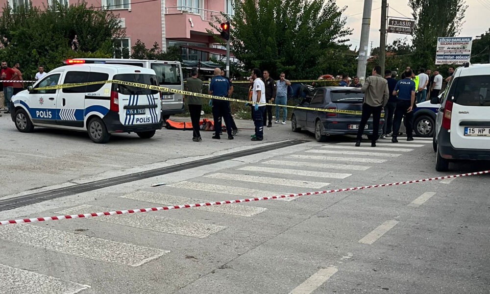 Alacak tartışmasında baba ve oğlunu pompalı tüfekle öldürdü