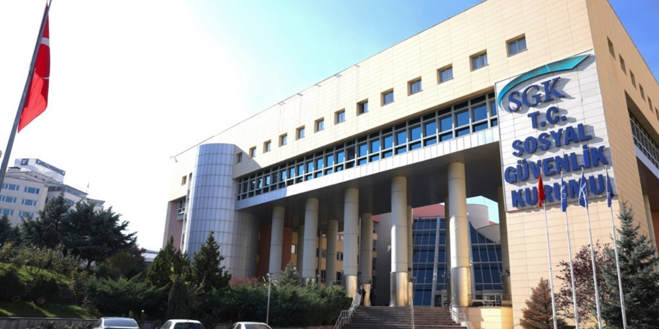SGK'dan dolandırıcılık uyarısı: 'IBAN numaralı SMS'lere dikkat!