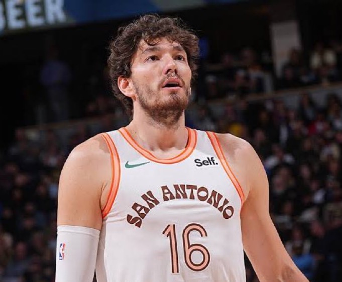 Cedi Osman’dan sürpriz karar; NBA’den ayrıldı