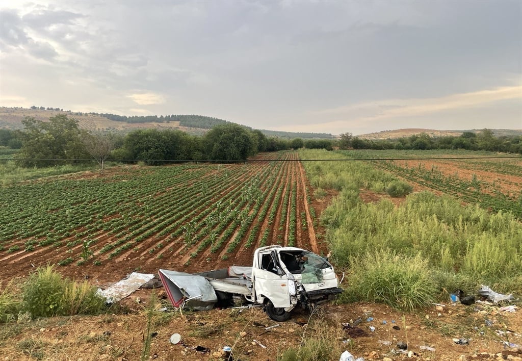 Gaziantep'te korkunç kaza! Tarım işçilerini taşıyan kamyonet devrildi: 2 ölü, 21 yaralı