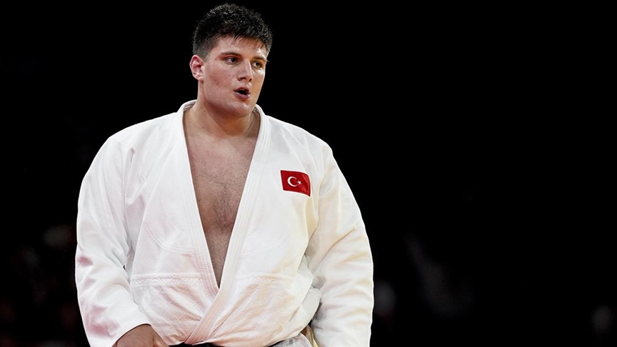 Tallin'de zafer: Milli Judocu İbrahim Tataroğlu Avrupa gençler şampiyonu oldu