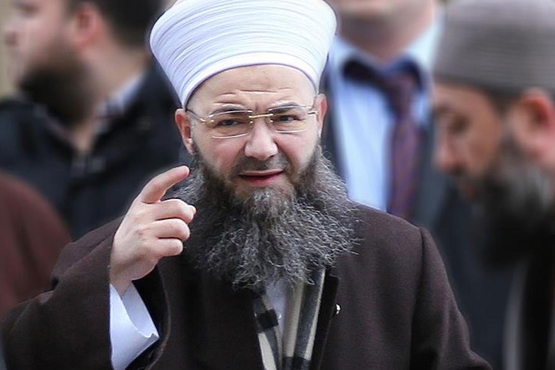 Cübbeli Ahmet saldırıya uğradı!
