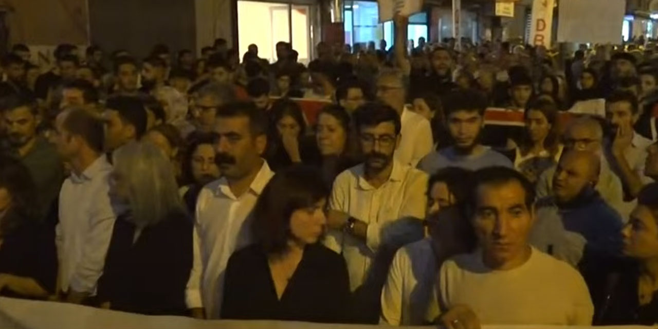 Diyarbakır'da yurttaşlar, Narin için sokağa indi