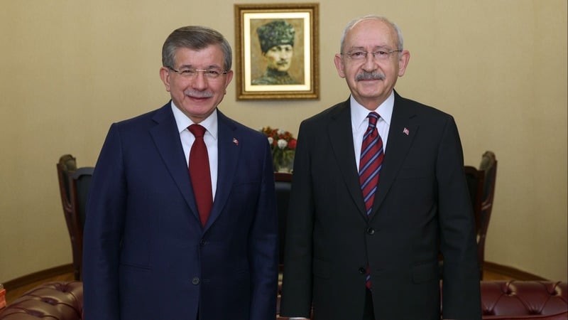 AYM Kılıçdaroğlu'nun Davutoğlu'na 'çapsız' demesini eleştiri olarak saydı