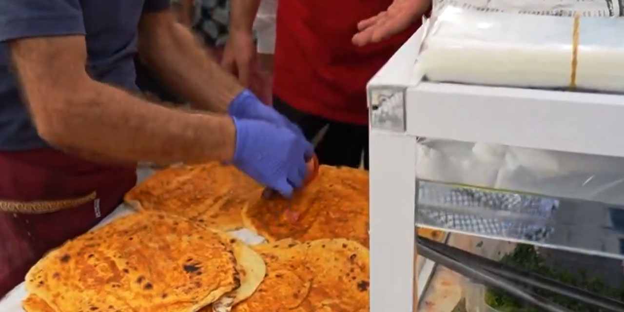 Kıymasız lahmacun satan esnaf isyan etti: Kıyma koysam 100 liraya kim alır? Bu 25 lira, ben evime kıyma alamıyorum!