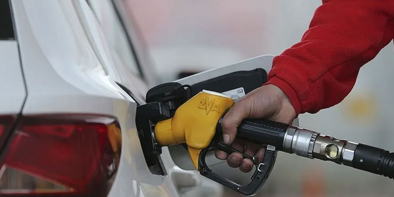 Akaryakıta indirim geldi, tabela değişti: Benzin, motorin ve LPG fiyatlarında son durum
