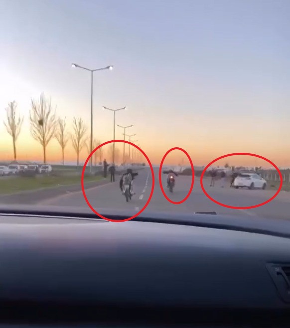 Diyarbakır'da motosiklet kullanıcıları korkuttu