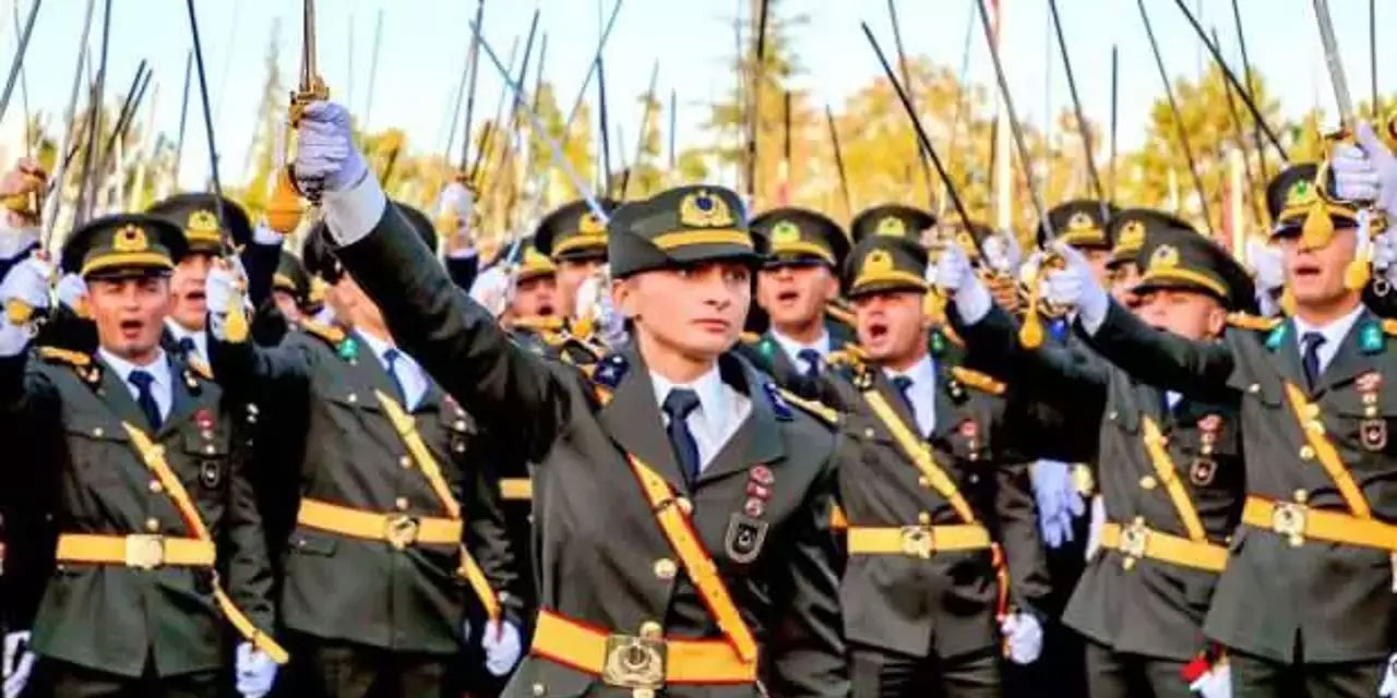 MSB Kaynaklarından teğmenlerle ilgili açıklama: Görüntülerle ilgili inceleme sürüyor