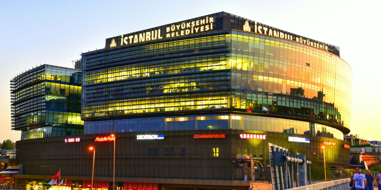 İBB'den 200 kalemde yüzde 500'e kadar varan 'enflasyon' zammı