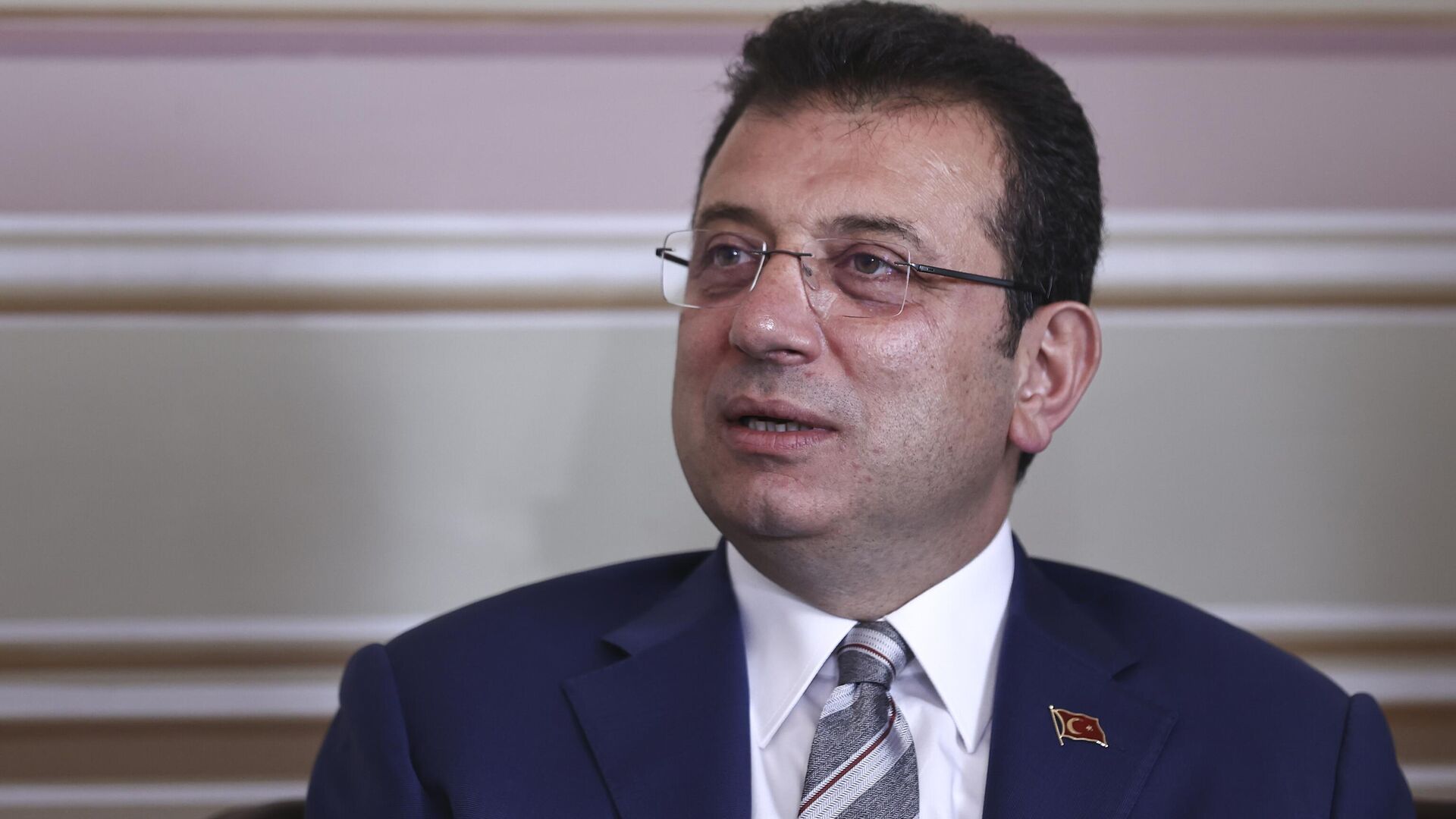 İBB Başkanı Ekrem İmamoğlu: Göğsümü okşayarak benimle Kürtçe konuşan annenin arasına hangi parti girebilir?