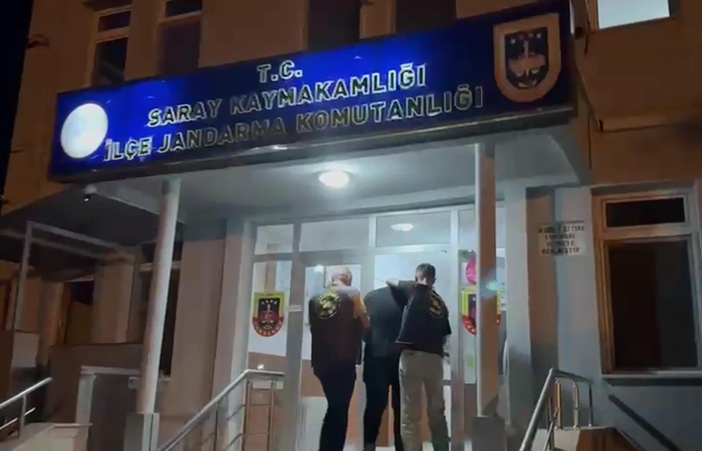 Tekirdağ'da sahte jandarmalar jandarmaya yakalandı