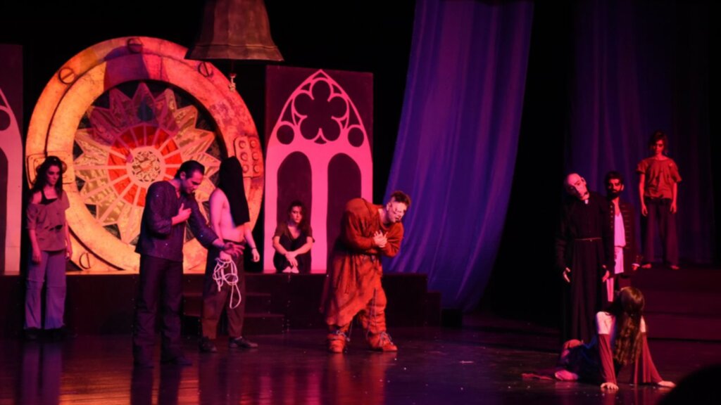 “Notre Dame’ın Kamburu” müzikali ekim ayında Türkiye turnesinde