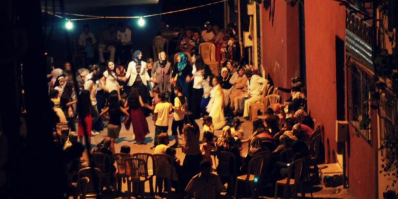 Manisa'da sokak düğünleri yasaklandıktan sonra AKP'den yeni düzenleme