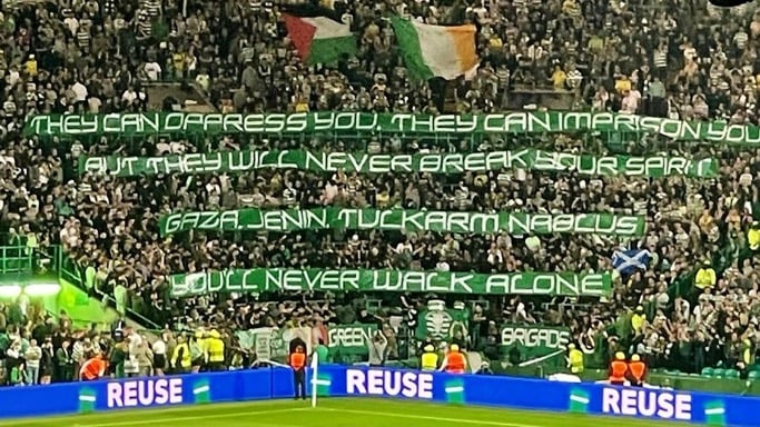 Celtic tribünlerinde Filistin’e destek pankartları açıldı