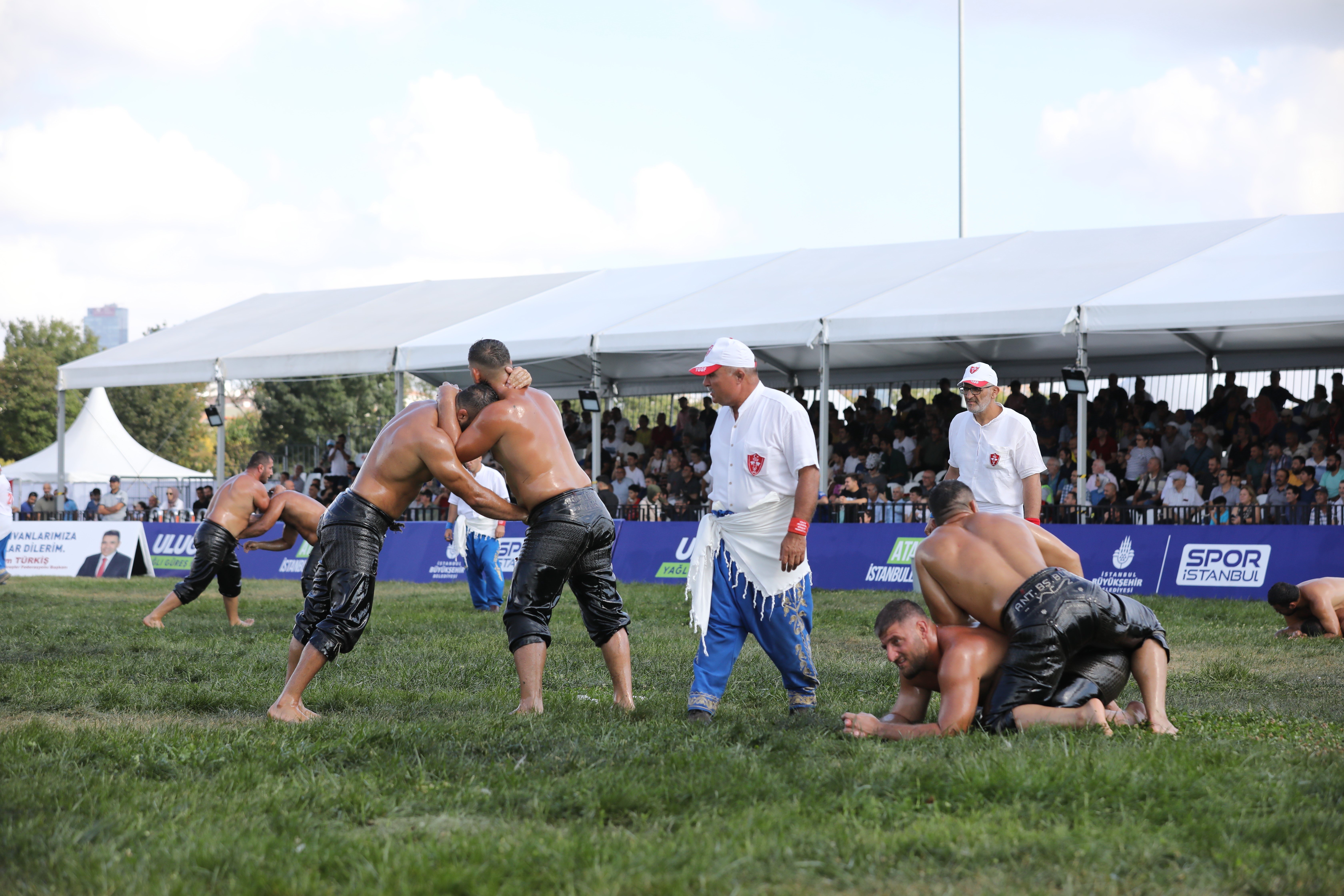 Ulugazi Yağlı Güreş Festivali Maltepe'de