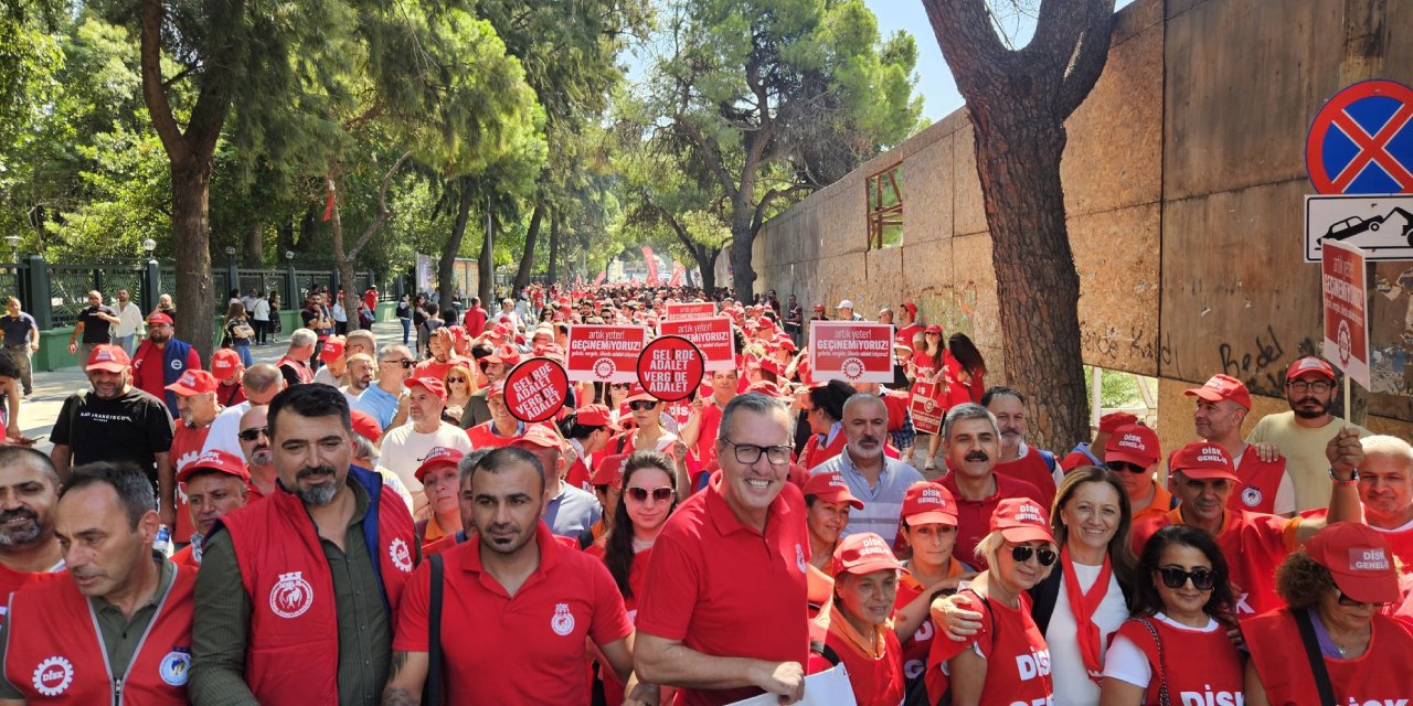 DİSK'ten İzmir Büyük İşçi Buluşması: 'Gelirde, vergide, ülkede adalet'