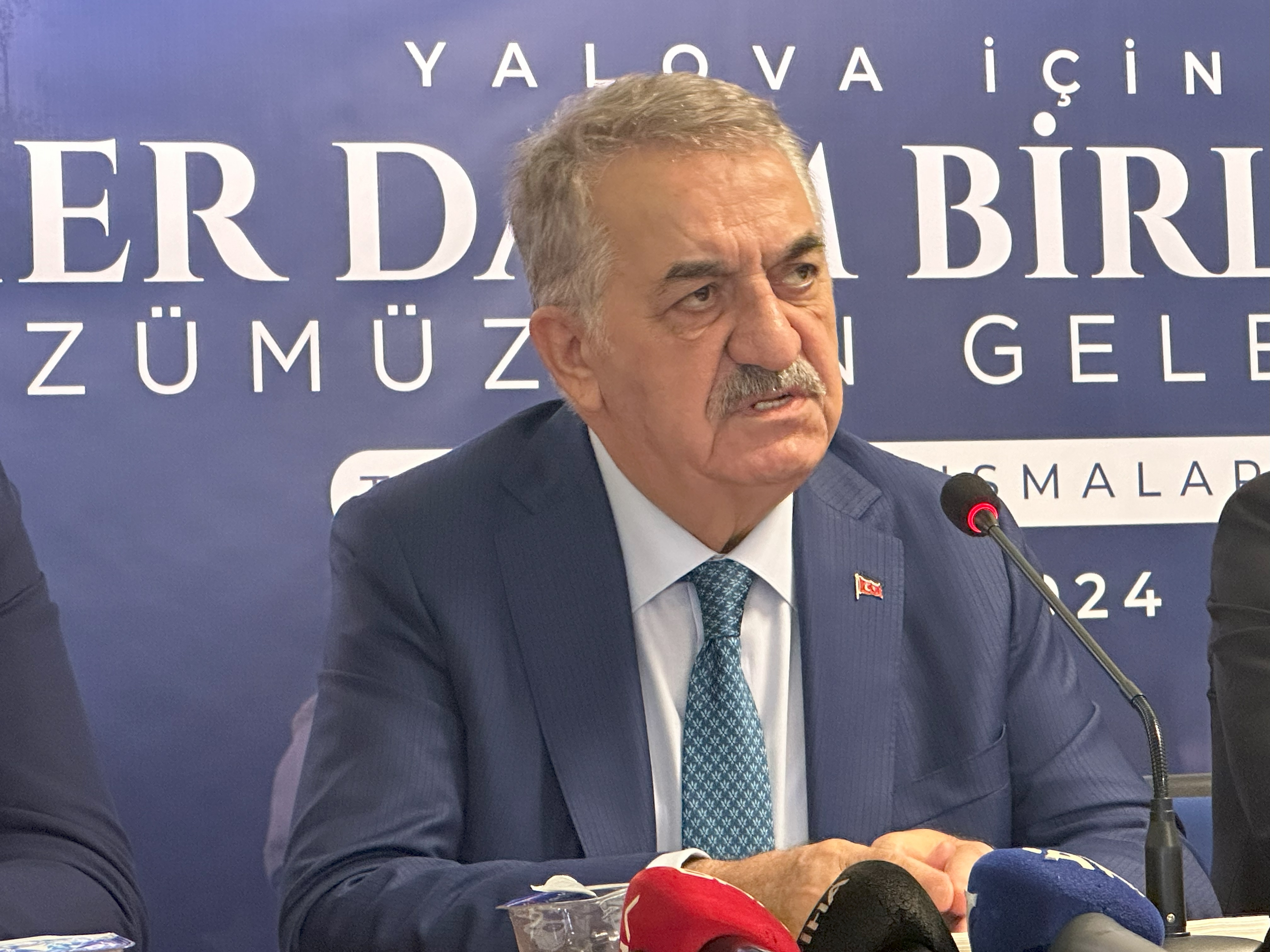 AKP'li Yazıcı, Özgür Özel'i hedef aldı: Böyle bir siyaset olmaz