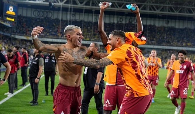 Tersine dünya… Galatasaray 21 sene kazanamadığı Kadıköy’ü iç saha yaptı!