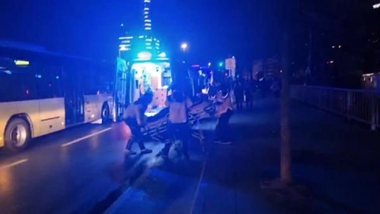 Şişli'de İETT otobüsü kaza yaptı: 9 yaralı