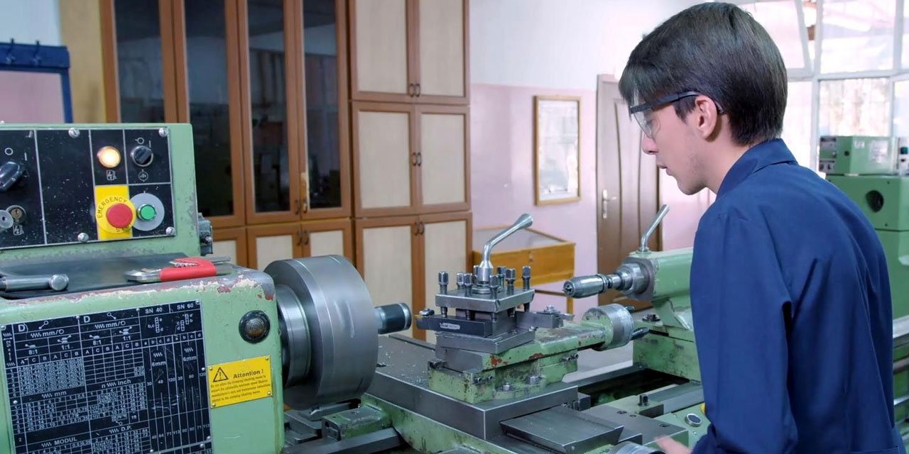 DEM Parti İstanbul Milletvekili Kezban Konukçu’dan MESEM eleştirisi: Devlet kaynakları yolsuzluklarla sermayeye akıtılıyor