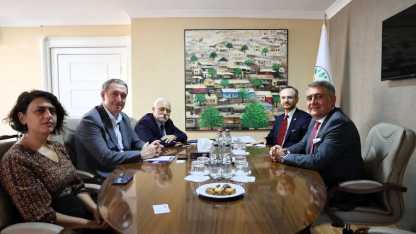 TÜSİAD heyeti DEM Parti'yi ziyaret etti