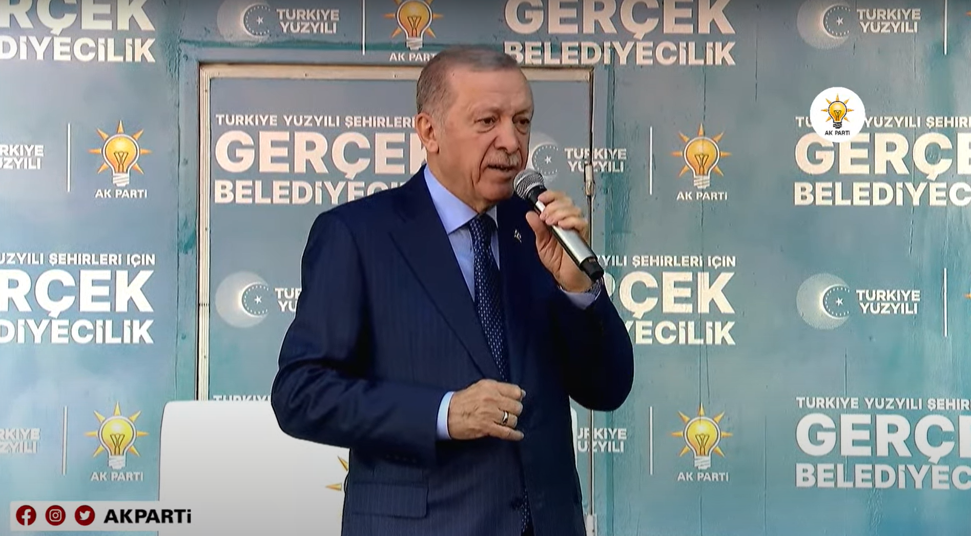 Erdoğan Mersin Mitingi'nde konuştu: Herhalde sadece benim ülkemde vardır...