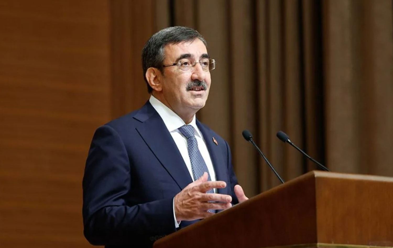 Cumhurbaşkanı Yardımcısı Yılmaz: İnsanımız bazı işleri yapmak istemiyor, planlı göçe ihtiyacımız var