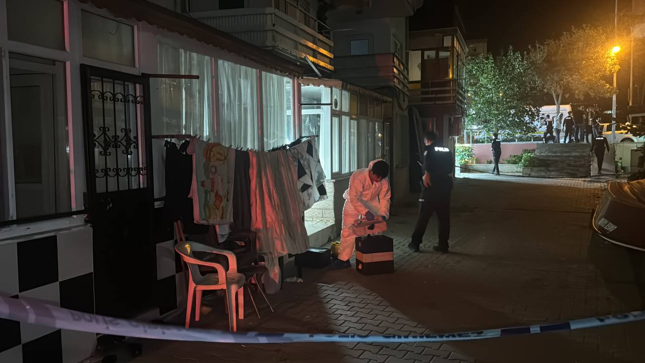 Polise ateş açtıktan sonra intihar etti: Çeşitli suçlardan 18 aranması olduğu öğrenildi