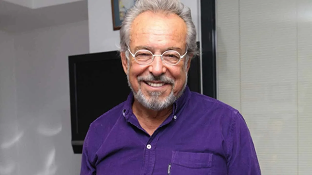 Ünlü gazeteci Güneri Civaoğlu hayatını kaybetti