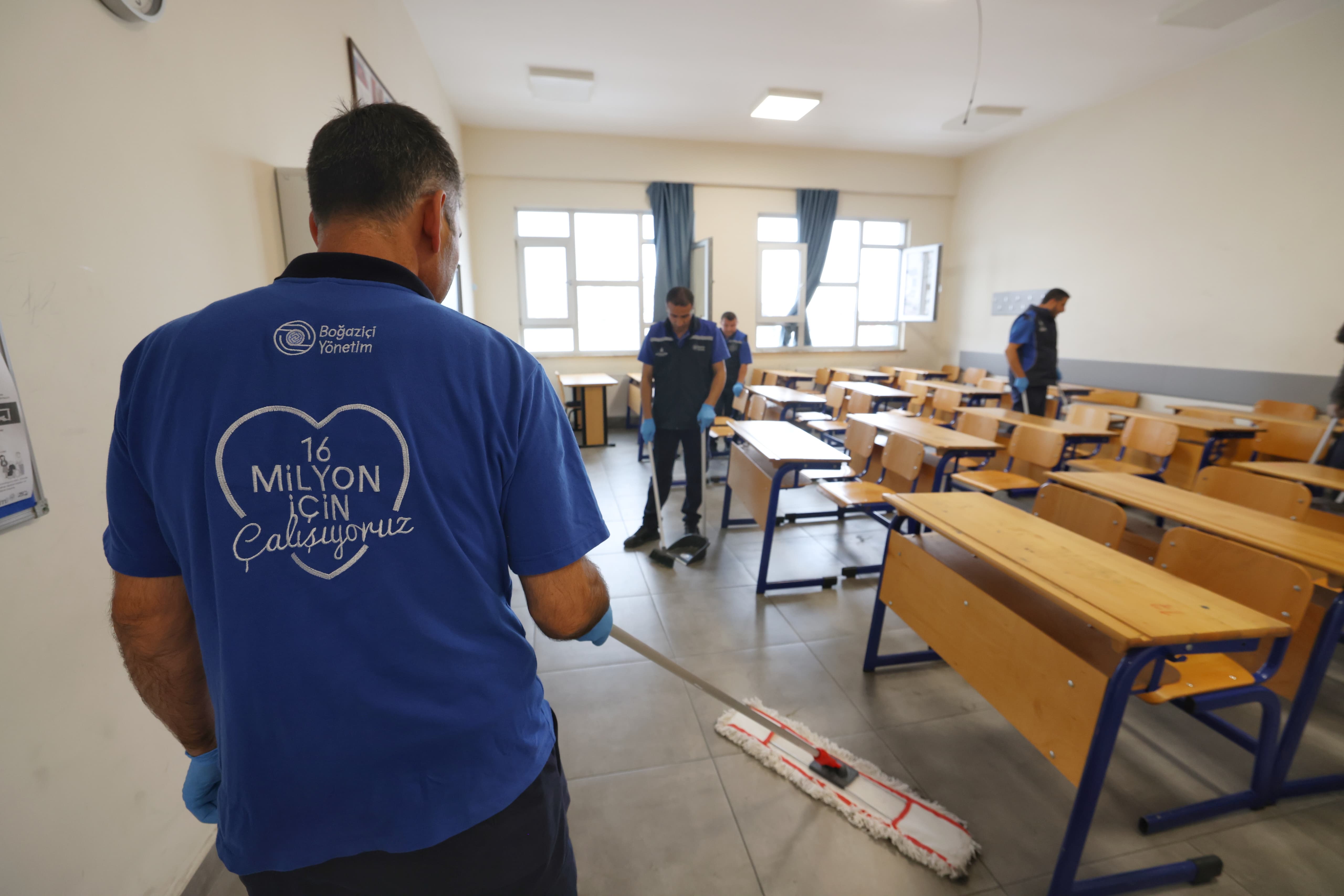 İBB'den 'Temiz Okul' projesi: Hijyen için mobil temizlik ekipleri devrede