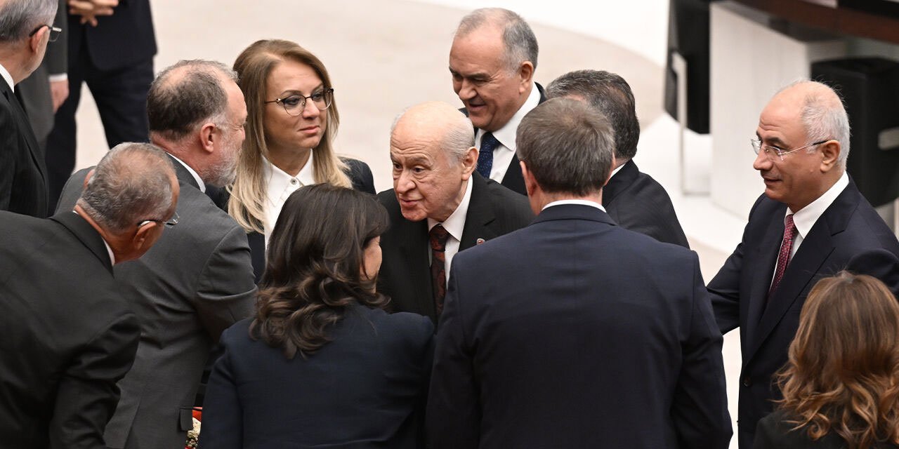 Bahçeli'den DEM'e 'el sıkışma' mesajı: Beni harekete geçiren Erdoğan'ın konuşması